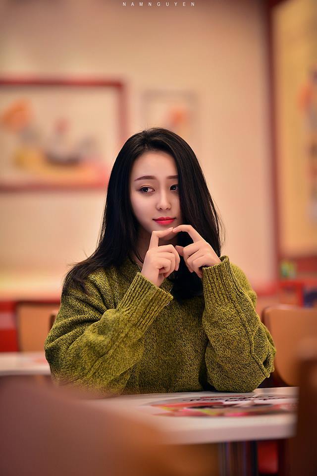 男人强撕开奶罩揉吮在线视频
